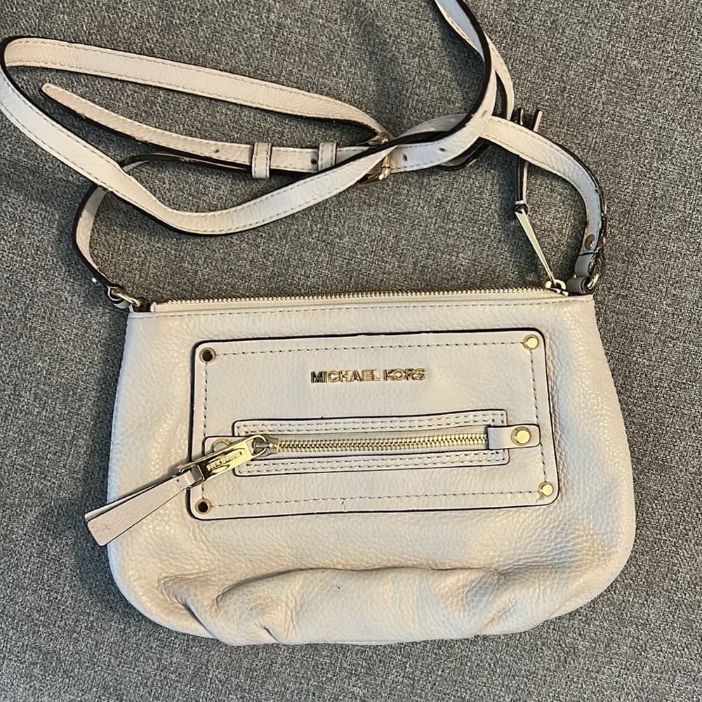 VINTAGE MICHAEL KORS PEBBLED LEATHER CROSSBODY BAG